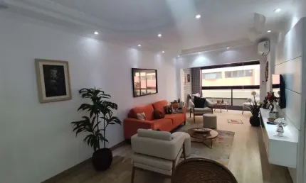 Venda de Apartamento Impecável em Santos-SP, Aparecida: 2 Quartos, 1 Suite, 2 Salas, 1 Banheiro, 1 Vaga, 97m²