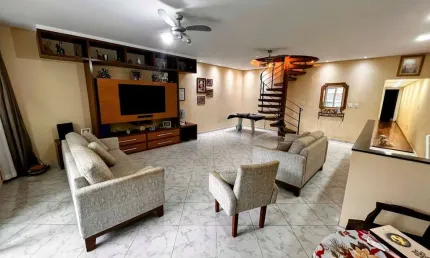 Casa com 4 quartos, Marapé, Santos - R$ 1.4 mi, Cod: 2933