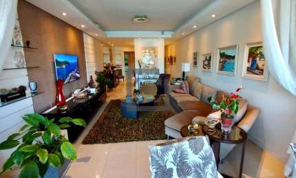 Apartamento à venda na Ponta da Praia-Santos com vista panorâmica para o mar! 3 suítes, 2 salas, 3 vagas de garagem.