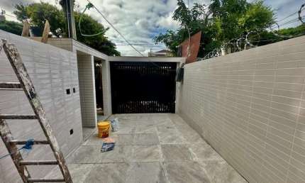 Casa de alto padrão à venda em Santos-SP, Vila Belmiro: 2 quartos, 2 suítes, 1 sala, 3 banheiros, 2 vagas, 89m².