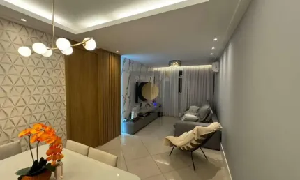 Apartamento de 2 quartos à venda em condomínio no Campo Grande, Santos-SP: 76m², 2 salas, 1 banheiro e garagem privativa!