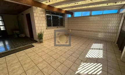 Imperdível: casa à venda em santos-sp, boqueirão! 5 quartos, 1 suíte, 2 salas, 4 banheiros, 2 vagas, 200m²!