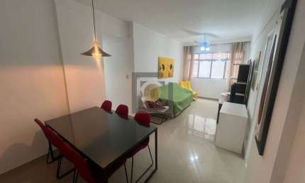 Apartamento 2 quartos no Gonzaga, 50 metros da praia - Santos-SP, com 98m².!