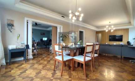 Apartamento de Luxo à Venda em Santos-SP, 4 Quartos, 1 Suíte, 2 Salas, 4 Banheiros, 2 Vagas de Garagem, 292m² no Gonzaga!