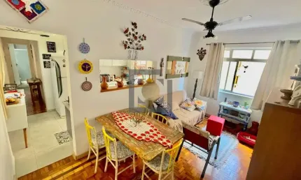 Imperdível oportunidade de adquirir apartamento de 2 quartos com vaga de garagem no Boqueirão, Santos-SP!
