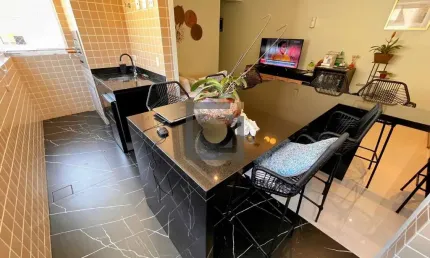 Lindo Apartamento à venda no Gonzaga em  Santos: Varanda gourmet, 2 quartos, 1 suíte, 2 salas, 2 banheiros, 1 vaga, lazer completo