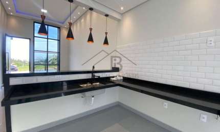 VENDE-SE BELISSIMA CASA NO CONDOMINIO GRAN RESERVE EM INDAIATUBA SÃO PAULO, CIDADE LOCALIZADA A 120KM DA CAPITAL PAULISTA, A 5 MINUTOS DO PARQUE .