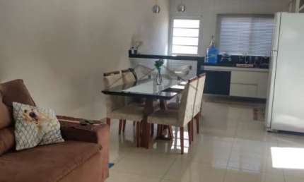 VENDO BELISSIMA CASA NO JARDIM MONTE CARLO EM INDAIATUBA SÃO PAULO, CIDADE LOCALIZADA A 120 KM DA CAPITAL PAULISTA, CIDADE LOCALIZADA A 1 HORA DE SP.