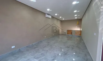 ALUGA-SE EXCELENTE SALA COMERCIAL NA REGIÃO CENTRAL DE  INDAIATUBA COM EXCELENTE ACESSO AS PRINCIPAIS RUAS DA REGIÃO CENTRAL E BAIRROS DA CIDADE .