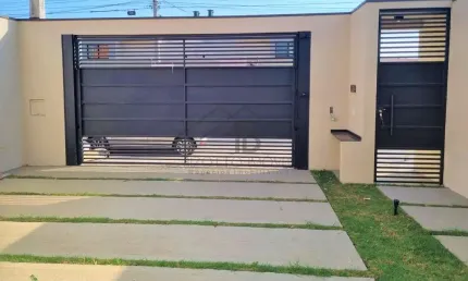 Casa à venda em Indaiatuba-SP, no Parque Residencial Sabiás: 2 quartos, 1 suíte, 2 salas, 2 banheiros, 2 vagas de garagem. Aproveite!