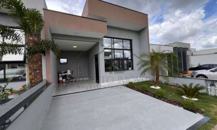 Casa de alto padrão em condomínio Jardim Toscana, Indaiatuba-SP: 3 quartos, 3 suítes, 2 salas, 4 banheiros, 2 vagas, 112m². Venha conferir!