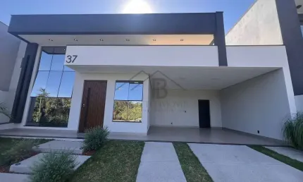 Imperdível casa em condomínio à venda em Indaiatuba-SP, 3 suítes, 194m², 4 vagas no Jardim Laguna!