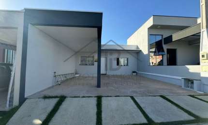Casa à venda no Jd dos Impérios - VILLA PARATY - 2 dorm com 1 suíte - HOME OFFICE planejado - Cozinha completa! Estuda proposta e aceita financiamento