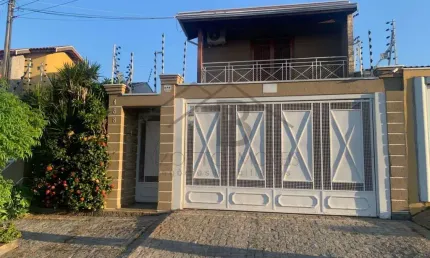 Espetacular Casa à Venda ou Locação em Indaiatuba-SP, Jardim Regina: 3 Quartos, 1 Suíte, 3 Salas, 2 Banheiros, 4 Vagas, 250m²!