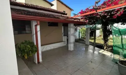 Casa com 3 quartos à venda na rua caetê, 39, vila maria helena, indaiatuba, 1 m2 por r$ 615.000