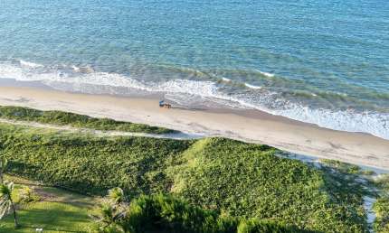 Terreno Exclusivo Frente Mar no Cumbuco – 5.600m² Ideal para Resort ou Investimento Turístico