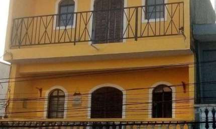 Casa para Investimento em Carapicuíba - Oportunidade