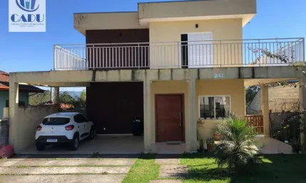 - Casa Localizada no Condomínio Terras de Santa Adélia - Vargem Grande Paulista