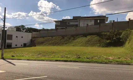 Terreno localizado no residencial lago dos pássaros - cotia