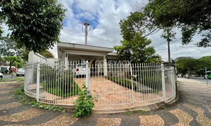 Casa com 3 quartos à venda na Avenida Brasil, 2245, Jardim Chapadão, Campinas, 191 m2 por R$ 1.050.000
