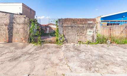 Terreno comercial à venda na Rua Santo Anastácio, 159, Jardim Nova Europa, Campinas por R$ 285.000