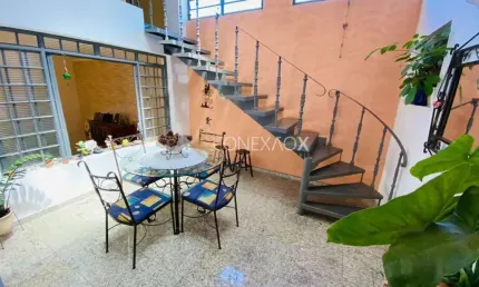 Casa com 4 quartos à venda na Rua Amélia Maria de Paula Venturini, 168, Parque das Universidades, Campinas, 288 m2 por R$ 1.100.000