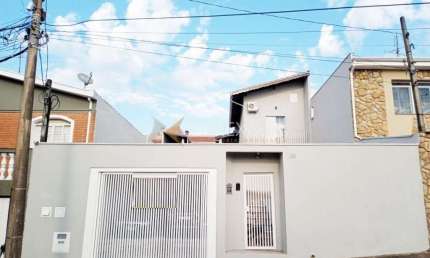 Casa com 2 quartos à venda na Rua Joaquim de Sousa Vilela, 40, São Bernardo, Campinas, 149 m2 por R$ 550.000