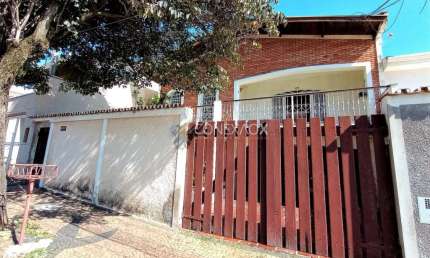 Casa com 3 quartos à venda na Rua Presidente Alves, 786, Jardim Flamboyant, Campinas, 194 m2 por R$ 550.000