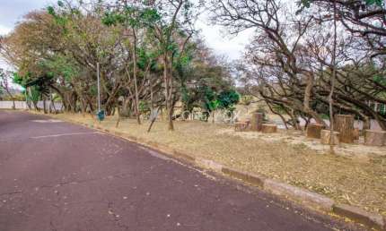 Terreno em condomínio fechado à venda na Avenida Papa João Paulo I, 872, Bairro das Palmeiras, Campinas por R$ 5.000.000