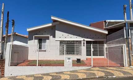 Casa com 3 quartos à venda na Rua dos Guaiases, 73, Jardim Leonor, Campinas, 195 m2 por R$ 589.000