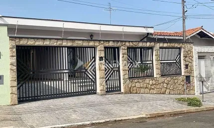 Casa com 3 quartos à venda na Rua Luís Arrobas Martins, 4025, Jardim Magnólia, Campinas, 148 m2 por R$ 849.999