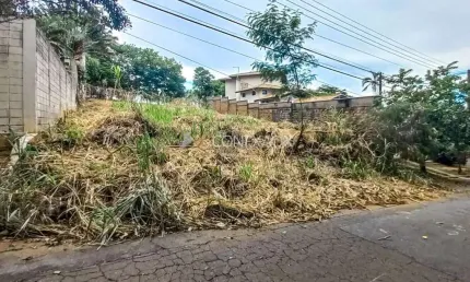 Terreno em condomínio fechado à venda na Rua Aldo de Oliveira Barbosa, 263, Parque das Universidades, Campinas por R$ 450.000