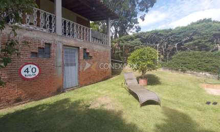 Chácara / sítio com 4 quartos à venda na Armando Bellagamba Orlandi, 566, Jardim Serra das Estâncias, Amparo, 274 m2 por R$ 850.000