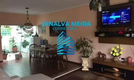 Casa com 4 quartos à venda na Rua Cecília Calovini, 212, Vila Zat, São Paulo, 500 m2 por R$ 920.000