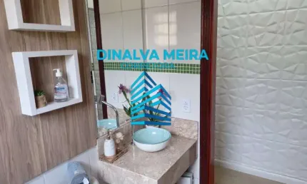 Linda casa a venda com 65 m², 2 dormitórios , no Jd Itaqua SP