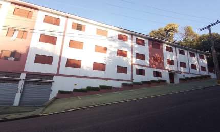Linda Kitnet  proximo ao  Balneario da cidade de Aguas de Lindóia.