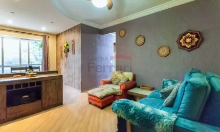 Apartamento  Vila Amélia, 03 dormitórios, 01 vaga, 02 banheiros, varanda.