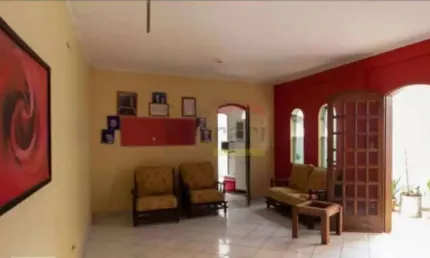 Sobrado com 3 Dormitórios- Santa Terezinha - 02 Vagas -a venda 250m2
