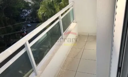 Apartamento com 3 dormitórios e uma suite na aclimação
