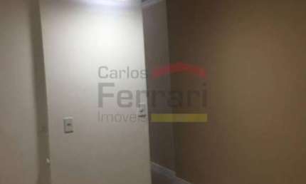 Apto com Varanda -  reformado no Centro de Sao Paulo,