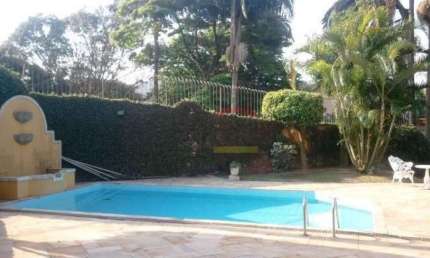 Casa Alto Padrão Tremembé - AC= 1.000m²- Aceita permuta
