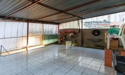 Casa térrea no Mandaqui, 2 dormitórios, 2 banheiros, edícula, 2 vagas, 190 m2