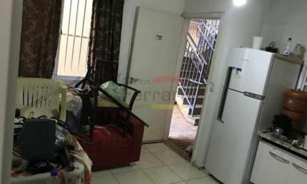 Apartamento  (térreo) 1 Dormitório  - Rua das Noivas - SP ( R São Caetano, )