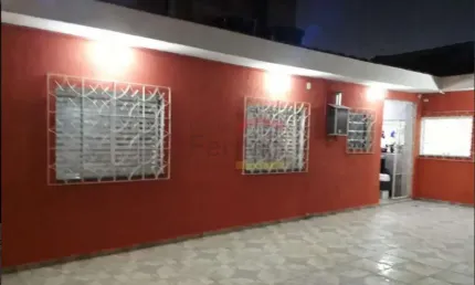 Casa térrea a venda, parque peruche, 02 dormitórios, 01 suíte, 03 vagas, quintal, churtrasqueira