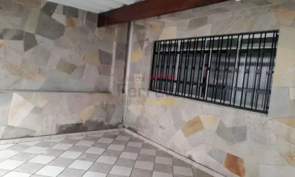 Sobrado a venda, Chora, Menino, 03 dormitórios, 02 banheiros, 01 vaga