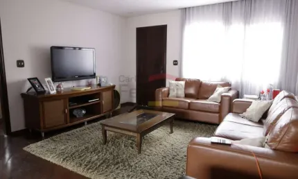 Sobrado à venda santa terezinha - 240m2 -- 03 suites, 05 vagas