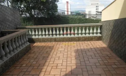 Sobrado a 750 metros do metrô tucuruví. 165 m2. 3 dormitórios, 1 suíte, 4 vagas