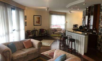 Apartamento à venda 5 dormitórios, 3 suítes, 4 vagas, 270m2 Bairro Santa Terezinha