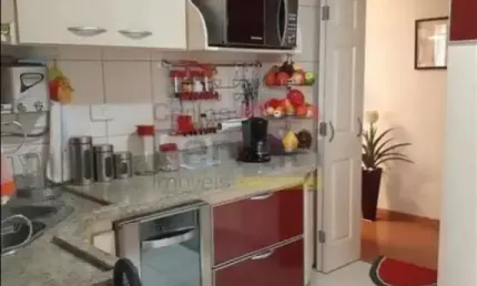APARTAMENTO COM SACADA NA VILA AURORA COM 2 DORMITÓRIOS