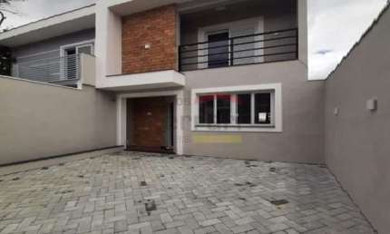Sobrado 180m²  com  03 Dormitórios , 02 Vagas - Vila Maria Alta